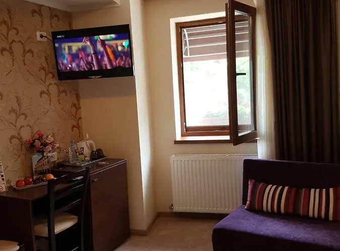 Anticus (adults Only) 3*